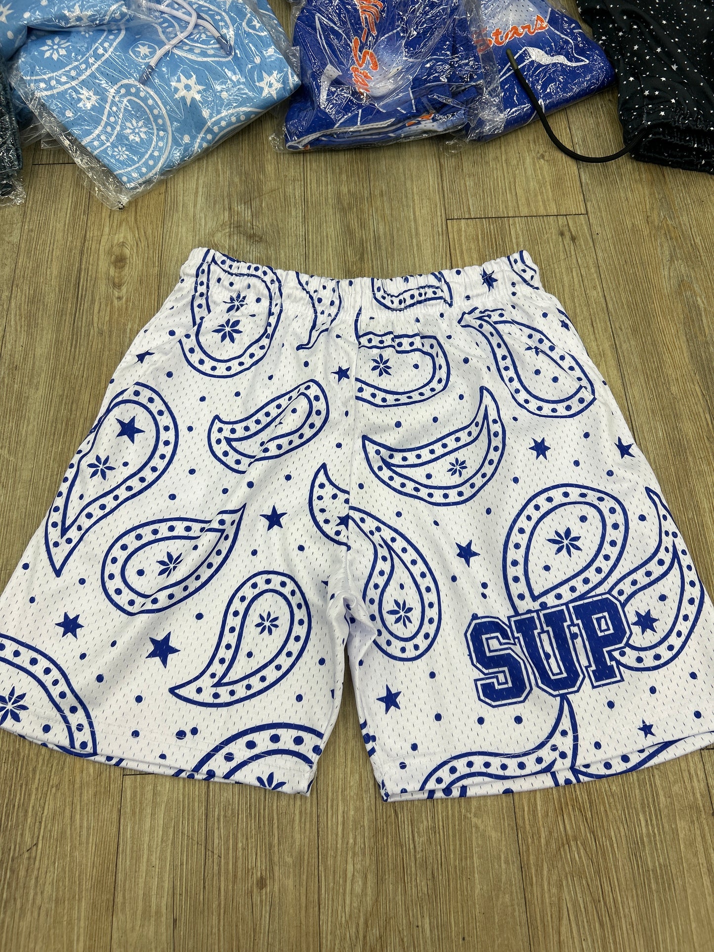 Sup white and blue short