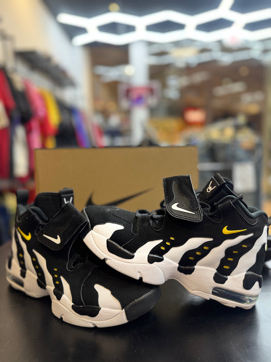 Nike Air DT Max ‘96 “Black and White” (Used)