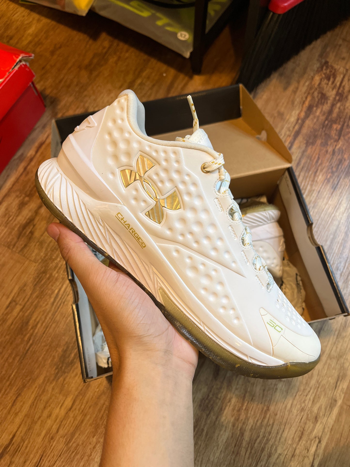 UA curry 1 low