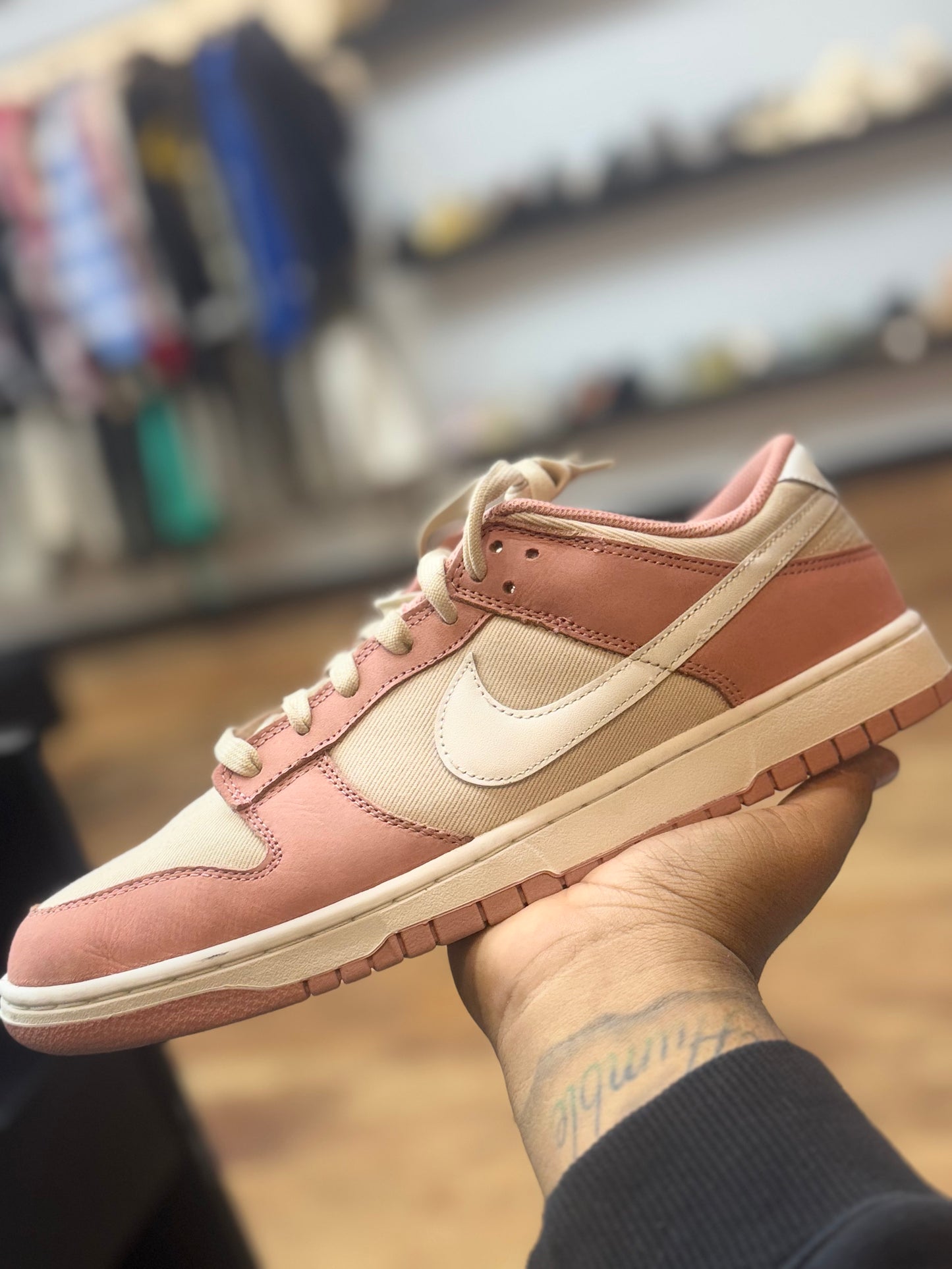 low Dunks “Red stardust”(used)