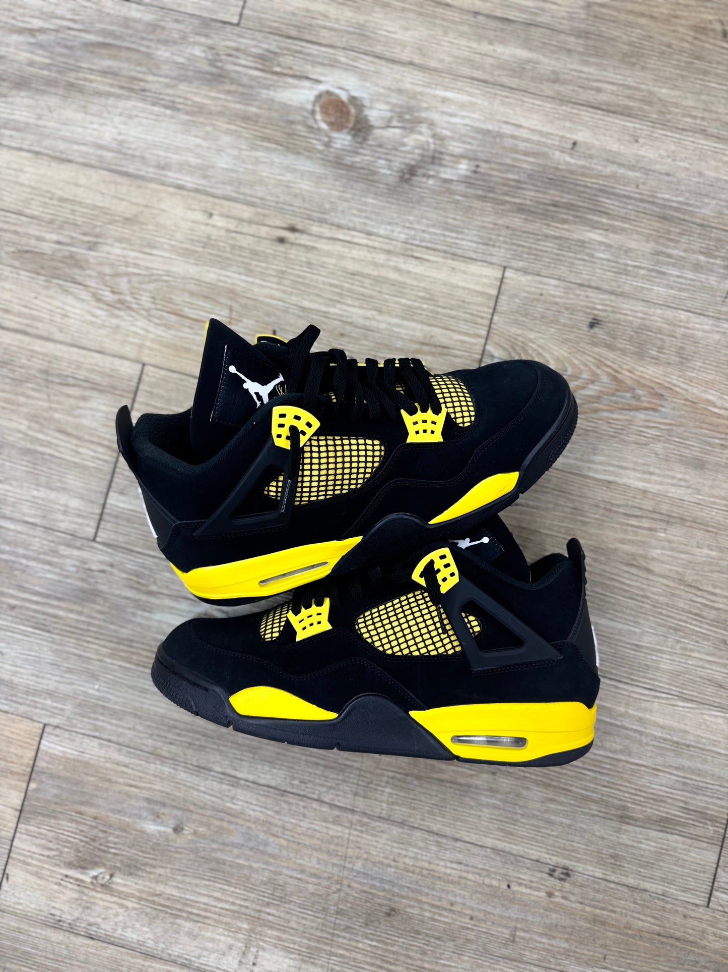 jordan 4 Thunder used with box