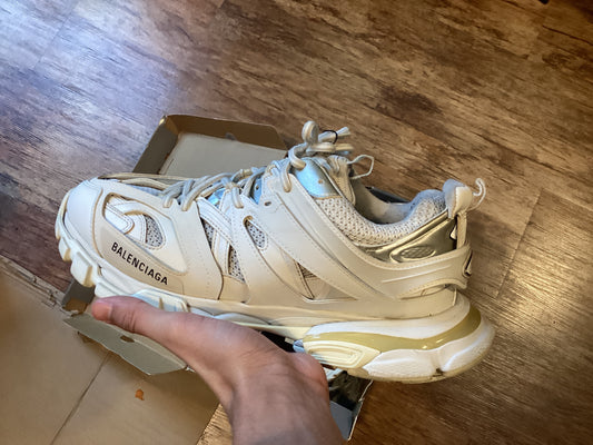 Balenciaga White track used W Box