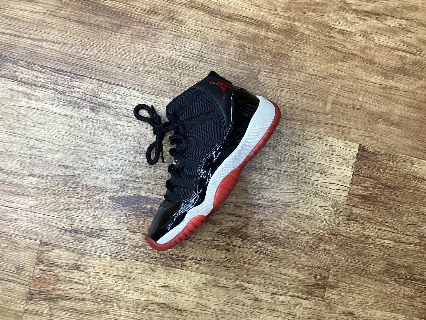 Jordan 11 bred (used)