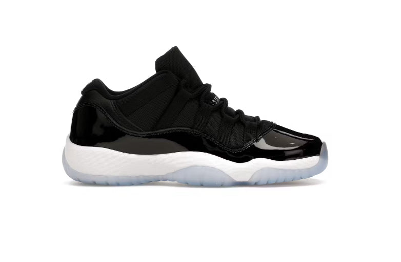 Jordan 11 low space jam gs