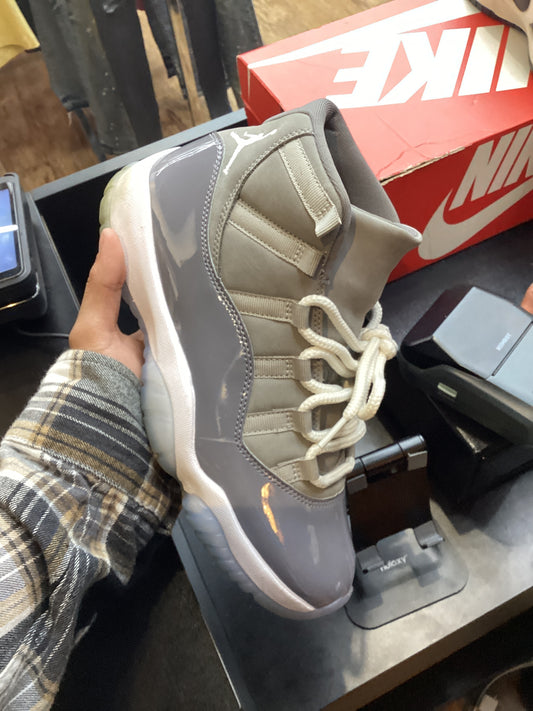 Jordan 11 cool grey (used)