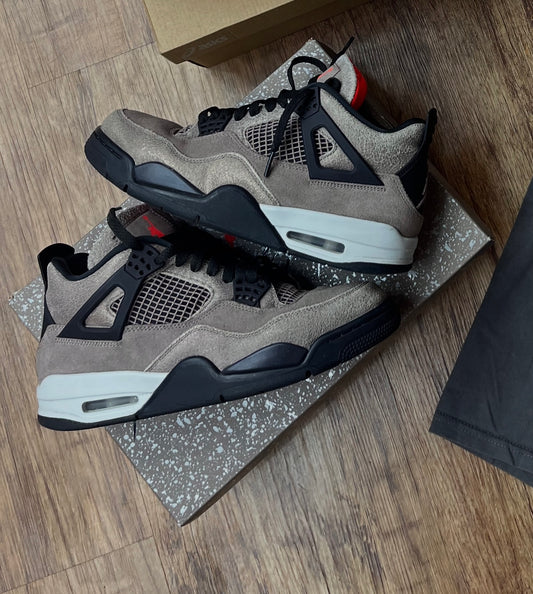 Jordan 4 taupe haze (used with box)