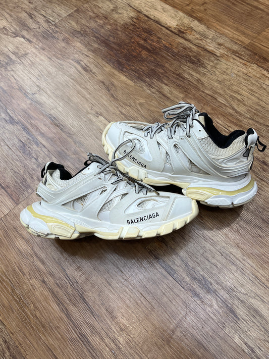 Used balenciaga tracks