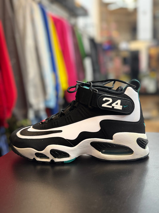 Used Griffey White n Black