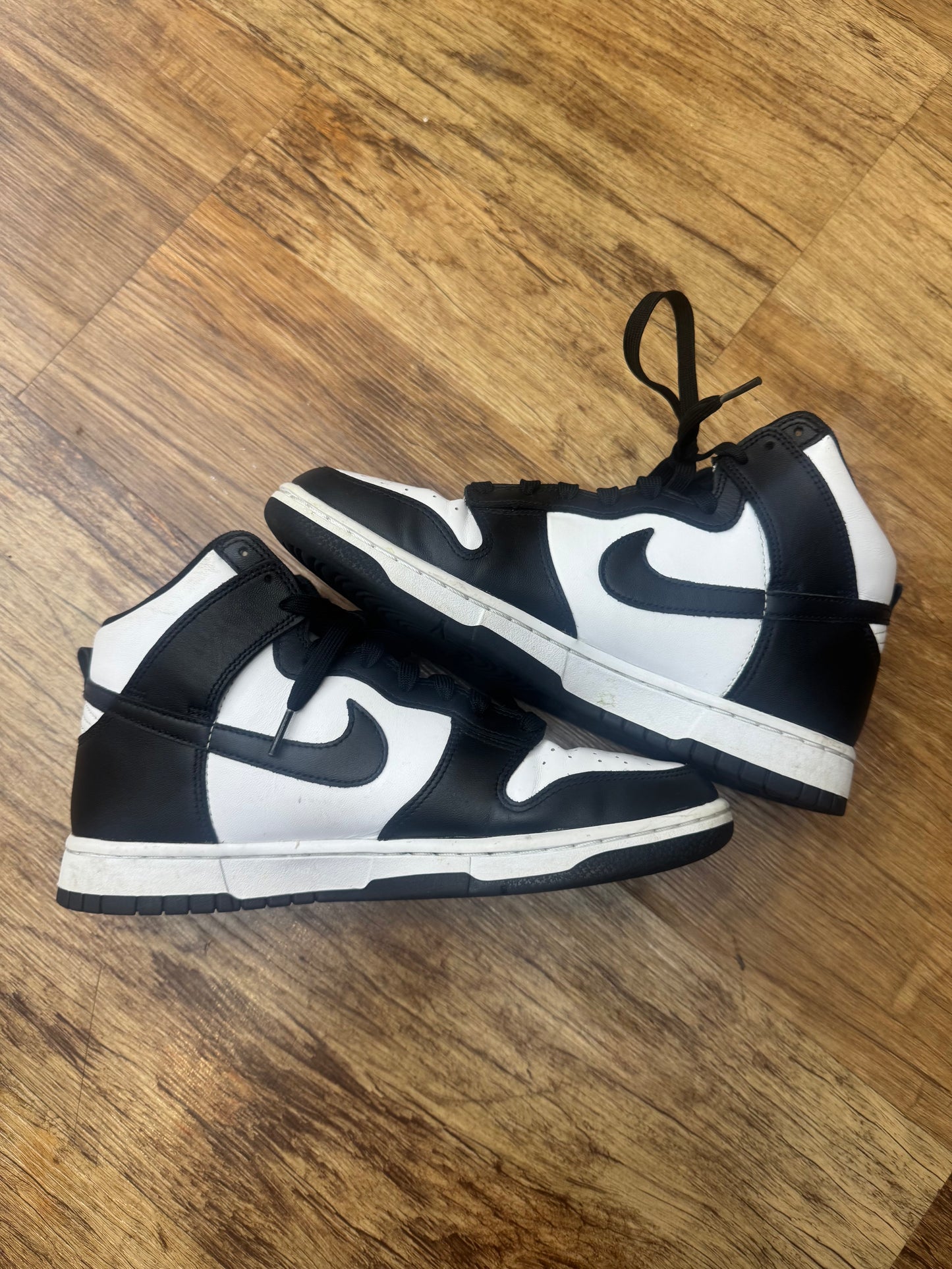 used panda mid dunk