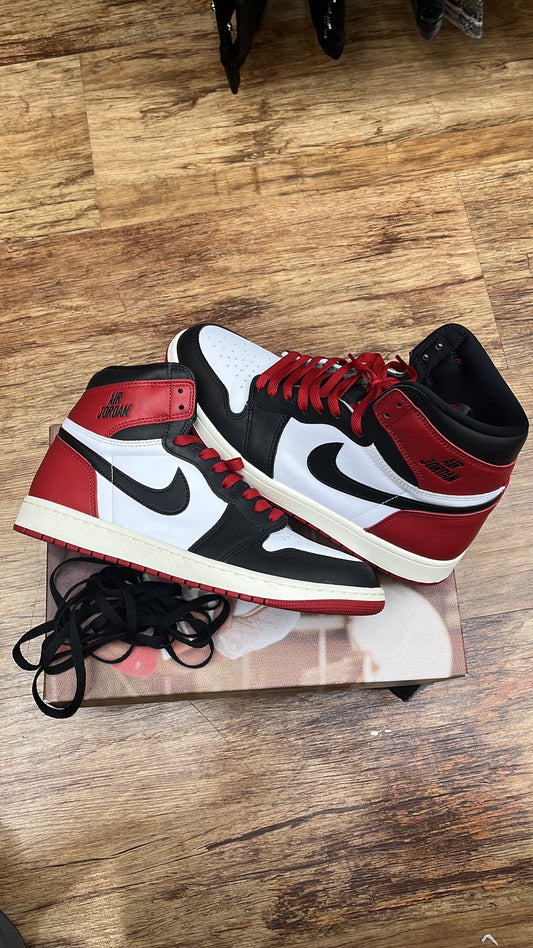 Used Jordan 1 black toe reimagined