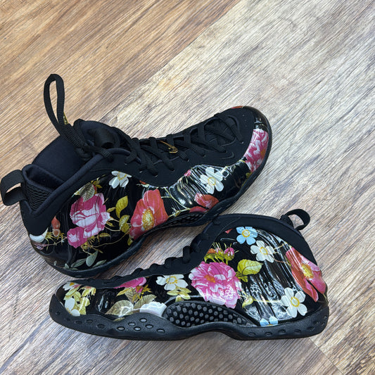 Foamposite Flower Used No Box